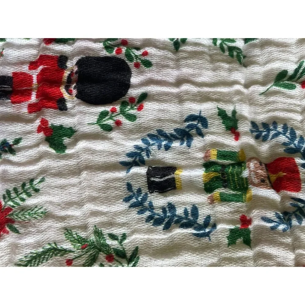 EnVogue Nutcracker Oversized Premium Muslin Burp Cloth/Swaddle Layer